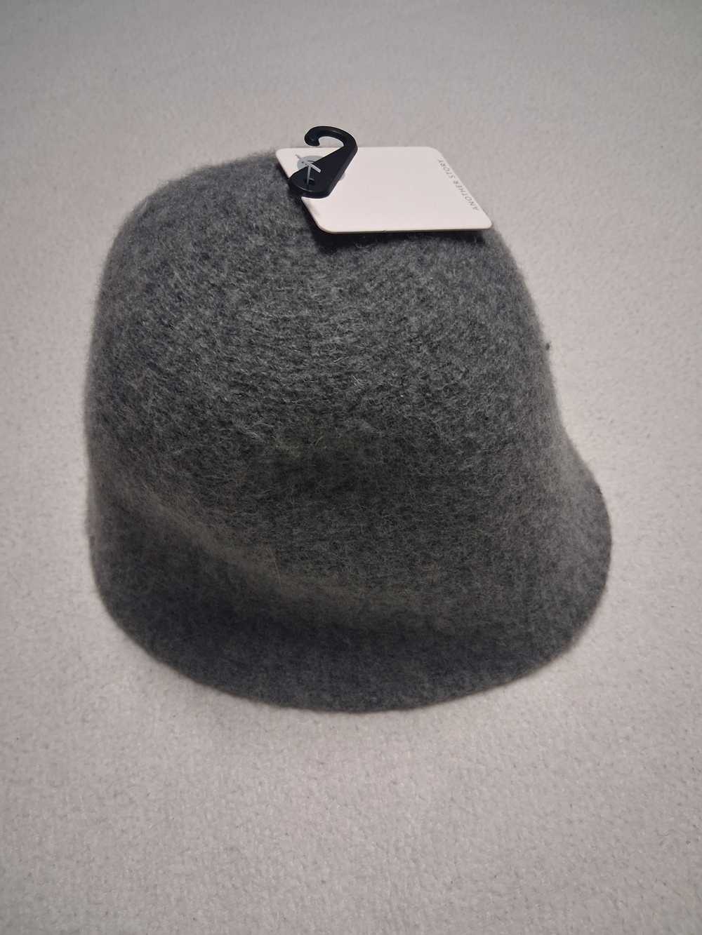 Another Story Womens Gray Felt Cloche Hat